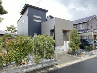 唐津市　外壁塗装　屋根塗装　塗り替え　アステックペイント　株式会社キス